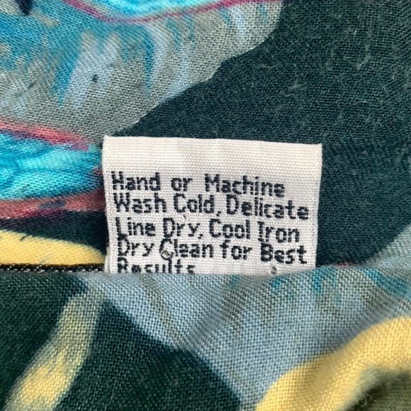 Island Traditions of Hawaii Button Up Shirt - Picture 10 of 10